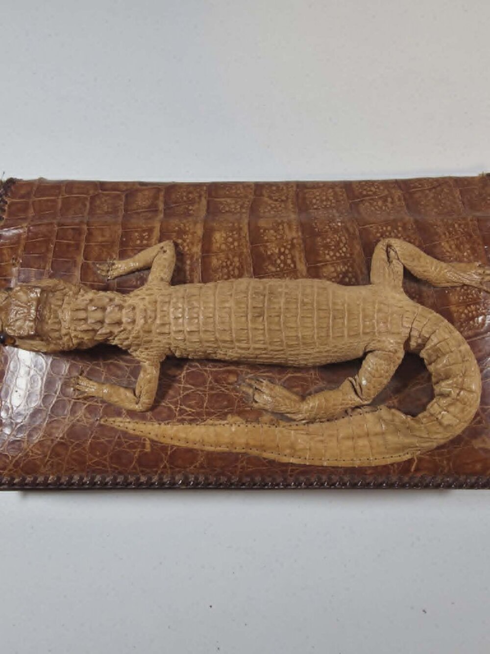 ALLIGATOR CROCODILE PURSE CLUTCH HANDBAG VINTAGE FULL BABY WHIPSTITCHED 1940's
